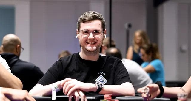 Джейми Дван сорвал сделку за финальным столом WSOP Online