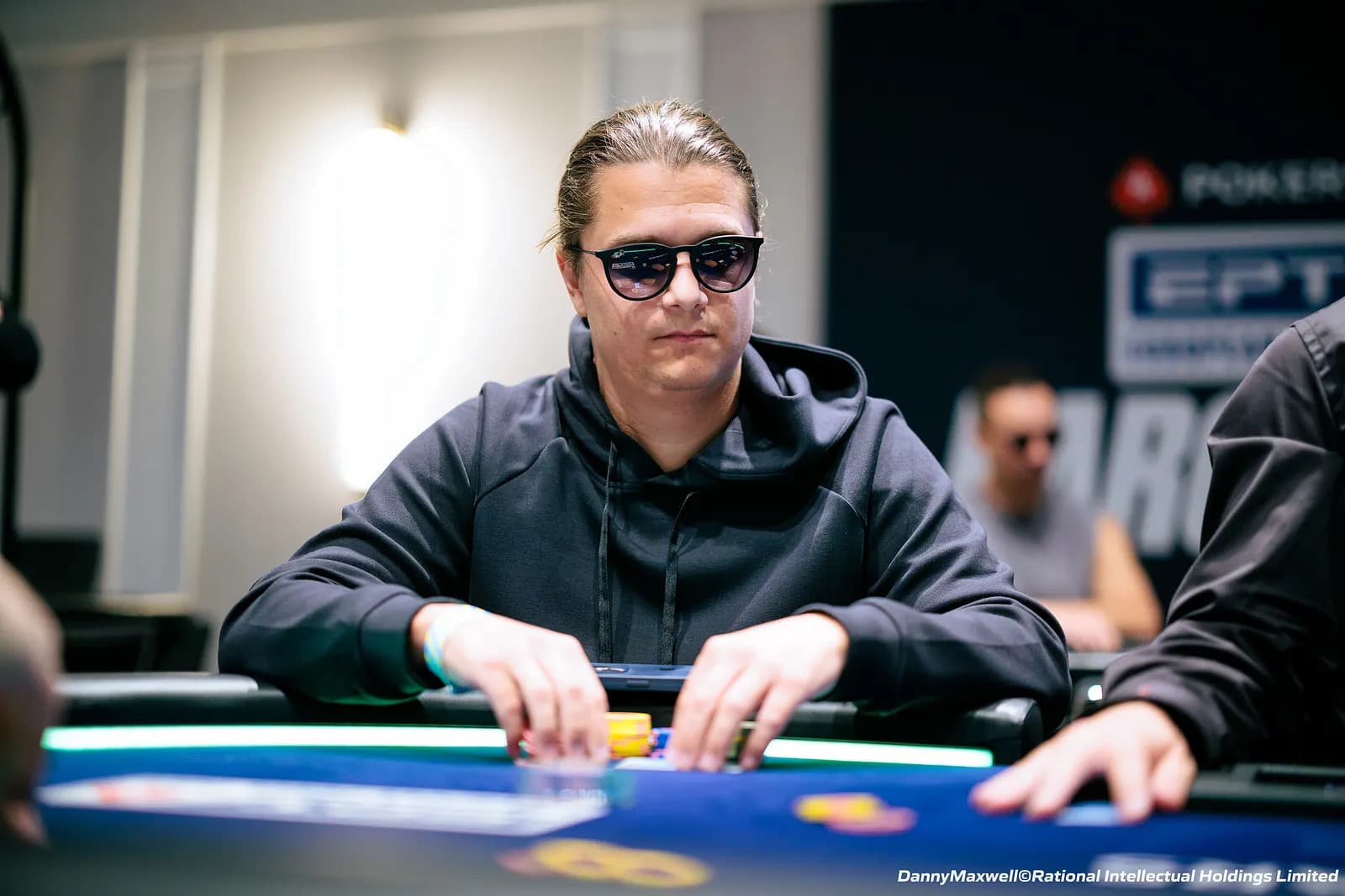 Никлас Астедт выиграл два титула WCOOP за 24 часа