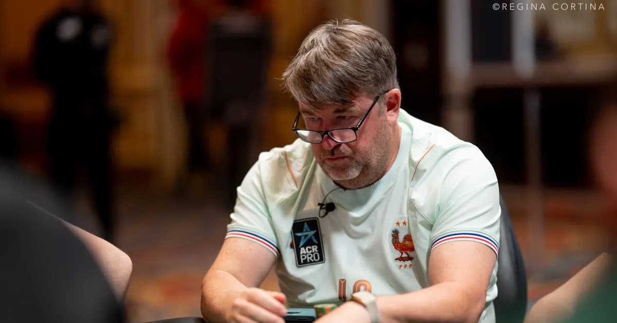 Крис Манимейкер стал баббл-боем мейна WSOP, выставившись с пустой рукой против тузов