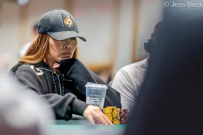 Саша Лью захватила чиплидерство в Main Event WSOP
